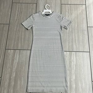 Forever 21 Striped Short sleeve Dress